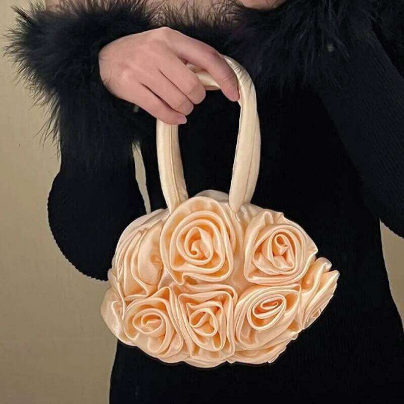 Designer Bags NEW Handmade Flower Handbag With Fashion Fairy Matching Women Pleated Circular Clutch Bag Luxury Bag