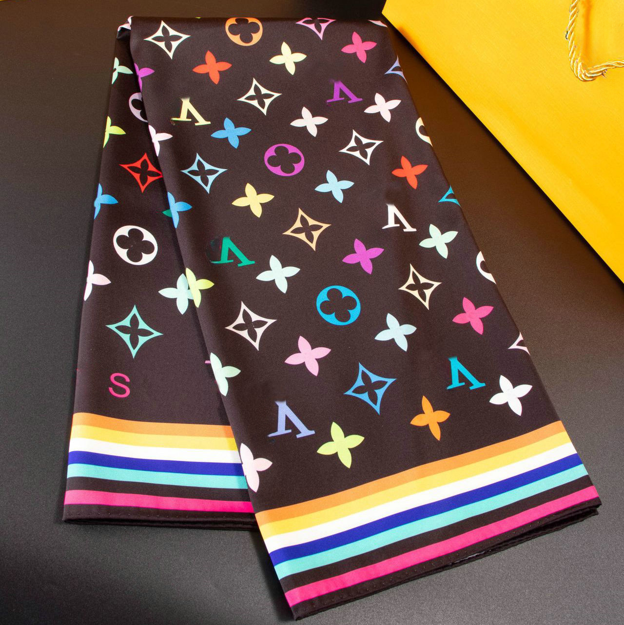 Women Designer silk Scarf fashion brand wrap Head scarfs square silk twill Pashmina Scarves shawl pleated Outdoor And Home Headband