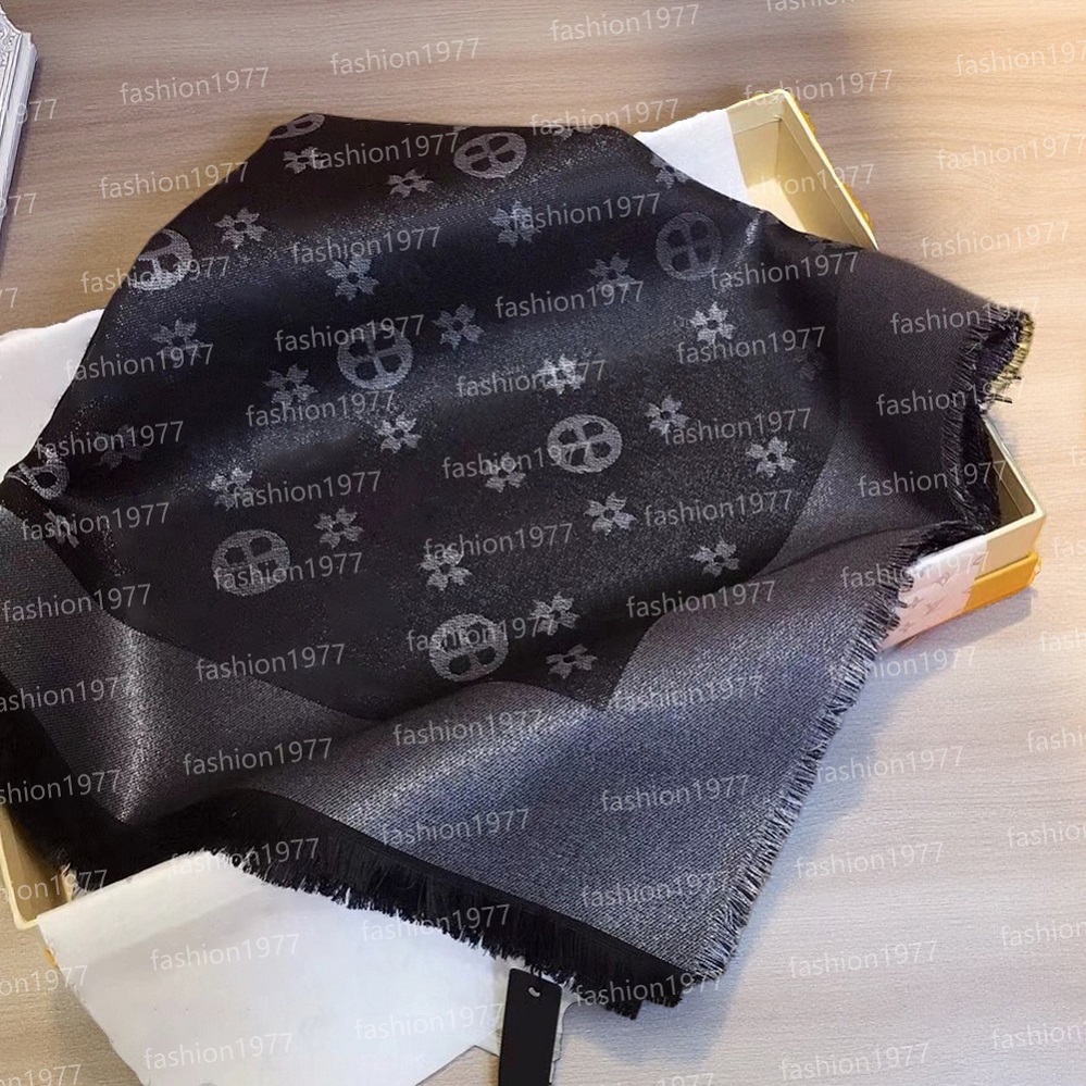Designer Scarf Shine 140X140cm wool Lame Stole silk scarf fashion Letter Print square fall winter style silks scarfs women ribbons with box