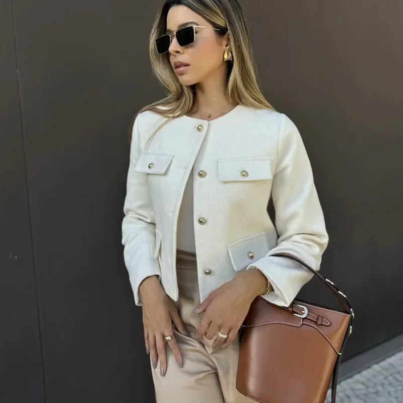 2025 Woman Jackets Outerwears Long Sleeve Cropped Fashion Jacket for Women Button Short Coats Elegant Womens Coat 250825