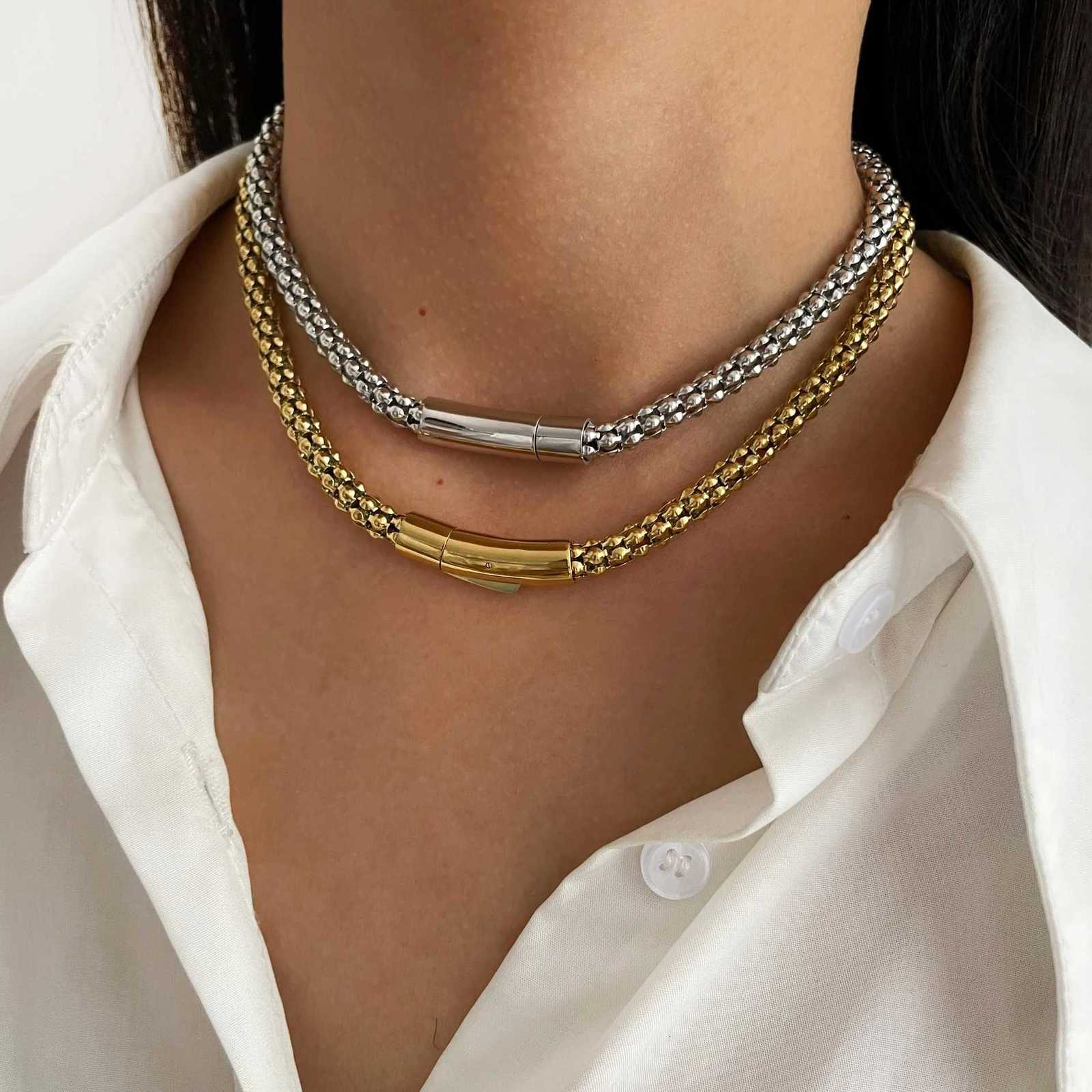 Perisbox Statement Stainless Steel Hollow Choker Necklace for Women Men HipHop Gold Color Clavicle Chain Fashion Jewelry PartyXJ250826