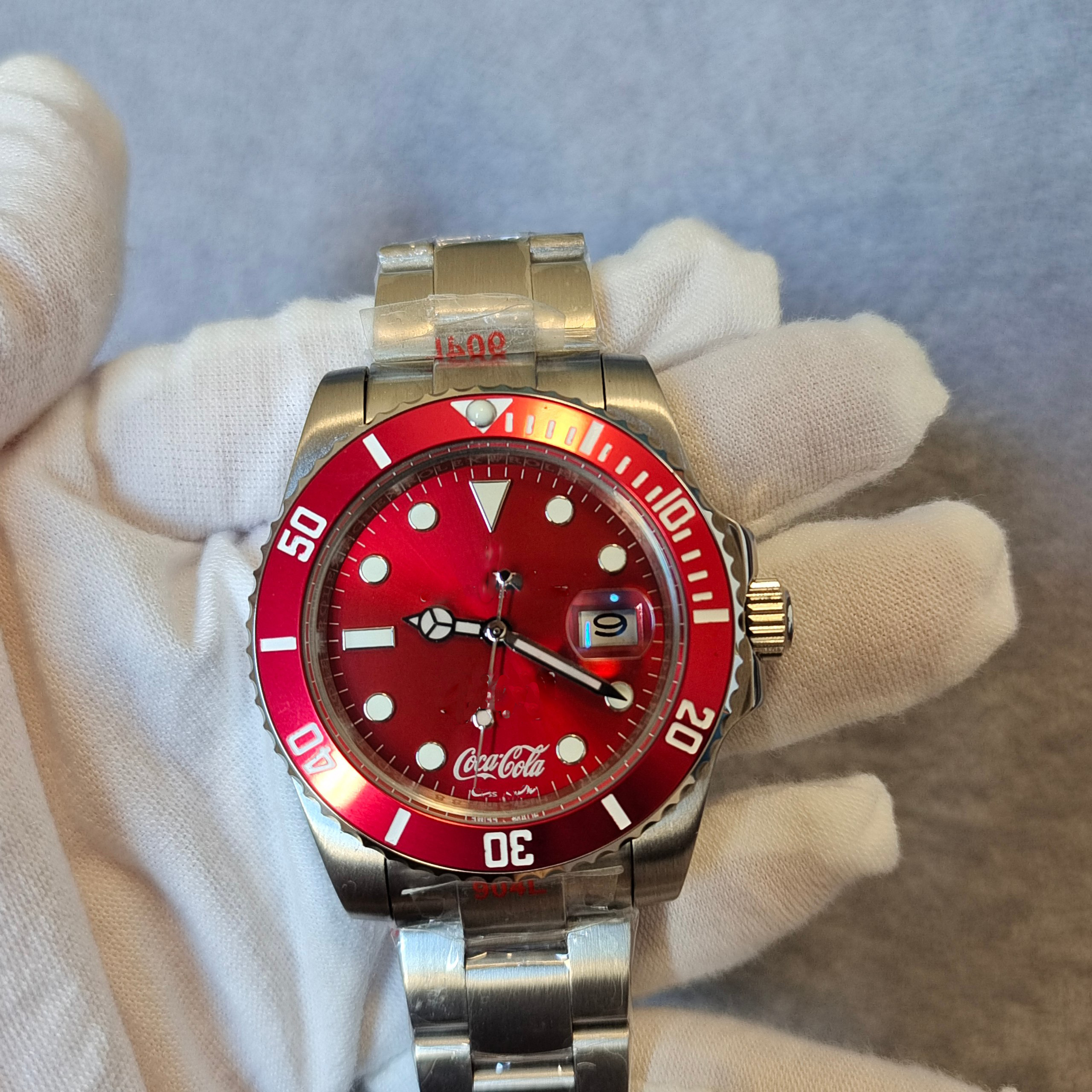 2025 new Mens Watch Automatic Mechanical Movement Sapphire red dial