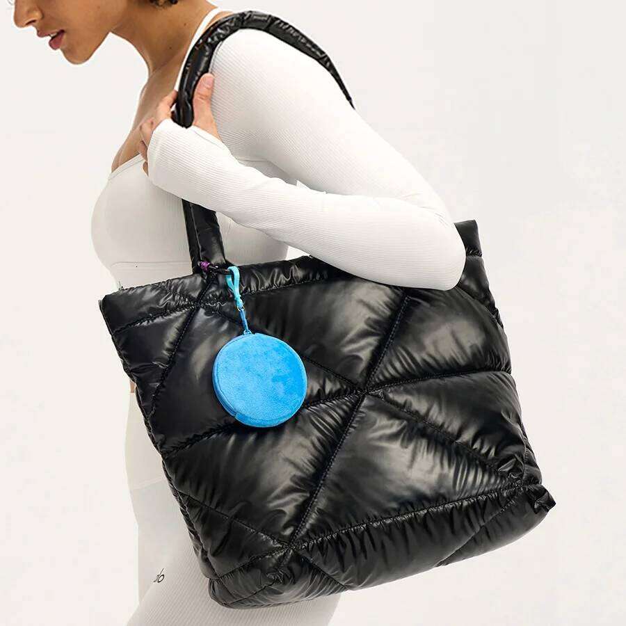 Designer Bags Fashion Quilted Padded Women Shoulder Bags Designer Puffer Handbags Casual Nylon Down Cotton Large Capacity Tote Shopper Purses Luxury