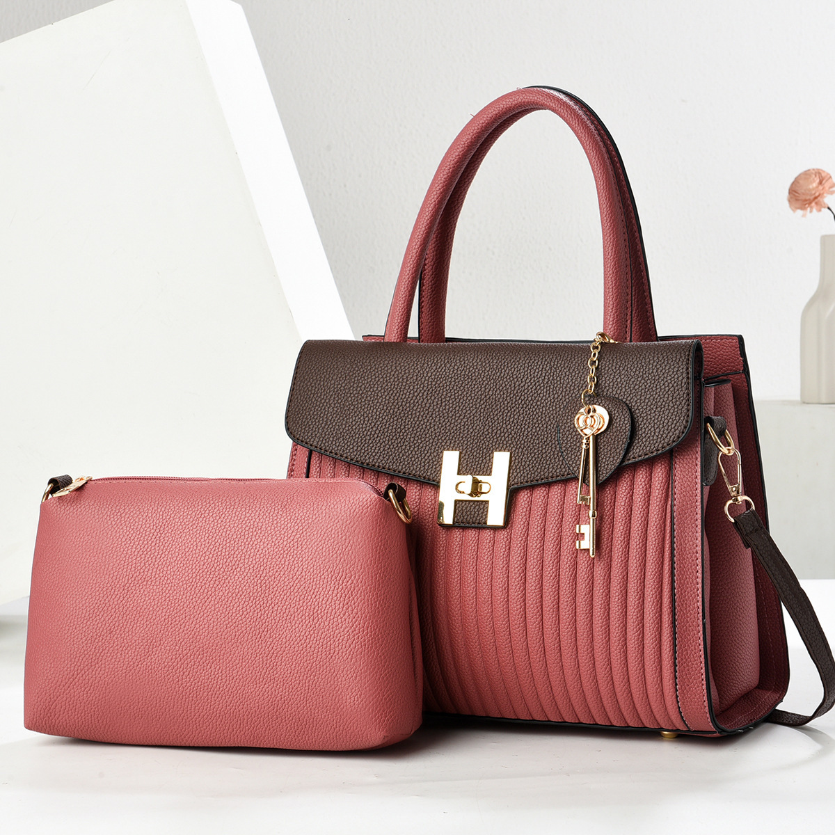 Free Shipping 2025 New Designer Bag High-end Large Capacity Single Shoulder Bag High-end Handbag Color-block Mother-daughter Bag High Quality Shoppi