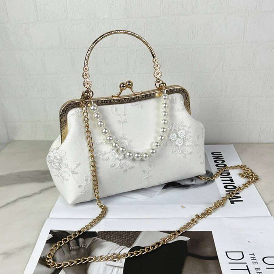 Designer Bags Vintage Lace Embroidery Women Purse Handbag Shell Metal Clip Clutch Pearl Chains Ladies Small Shoulder Crossbody Bag Sacs A Main Luxur