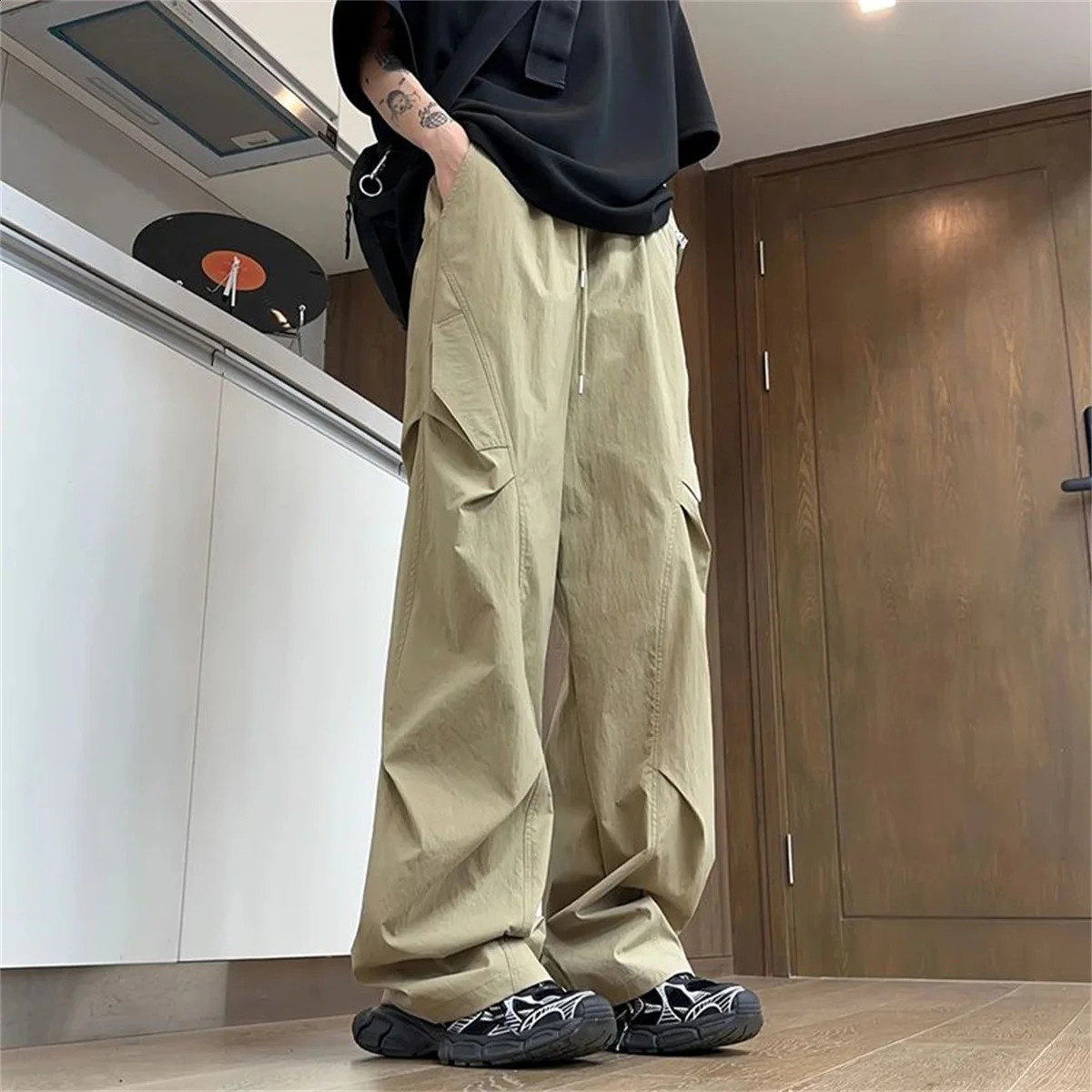 Mens Summer Wrinkled Ice Silk Drape Pants Straight Tube Loose Sports Workwear Pants Fashion Loose And Versatile Casual Pants 250826