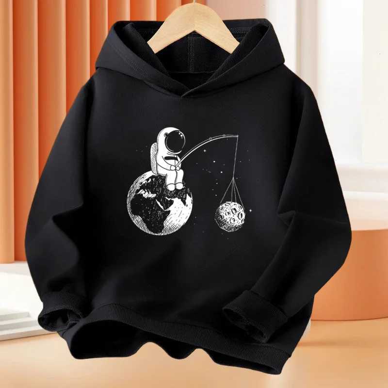 314 Year Boys Space Astronaut Fishing The Moon Long Sleeve Hoodie Children Funny Tops Kids Cotton Basic Coat Z250826