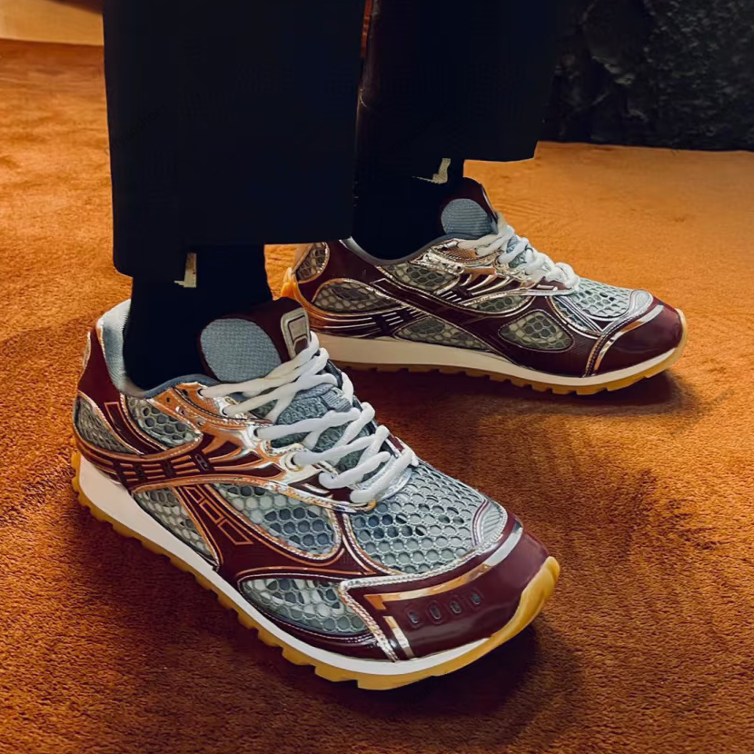 Stylish Designer Sneakers: Premium Casual Shoes for Men and Women chunky sneakers Running in retro mesh casual sports shoes Customized technological