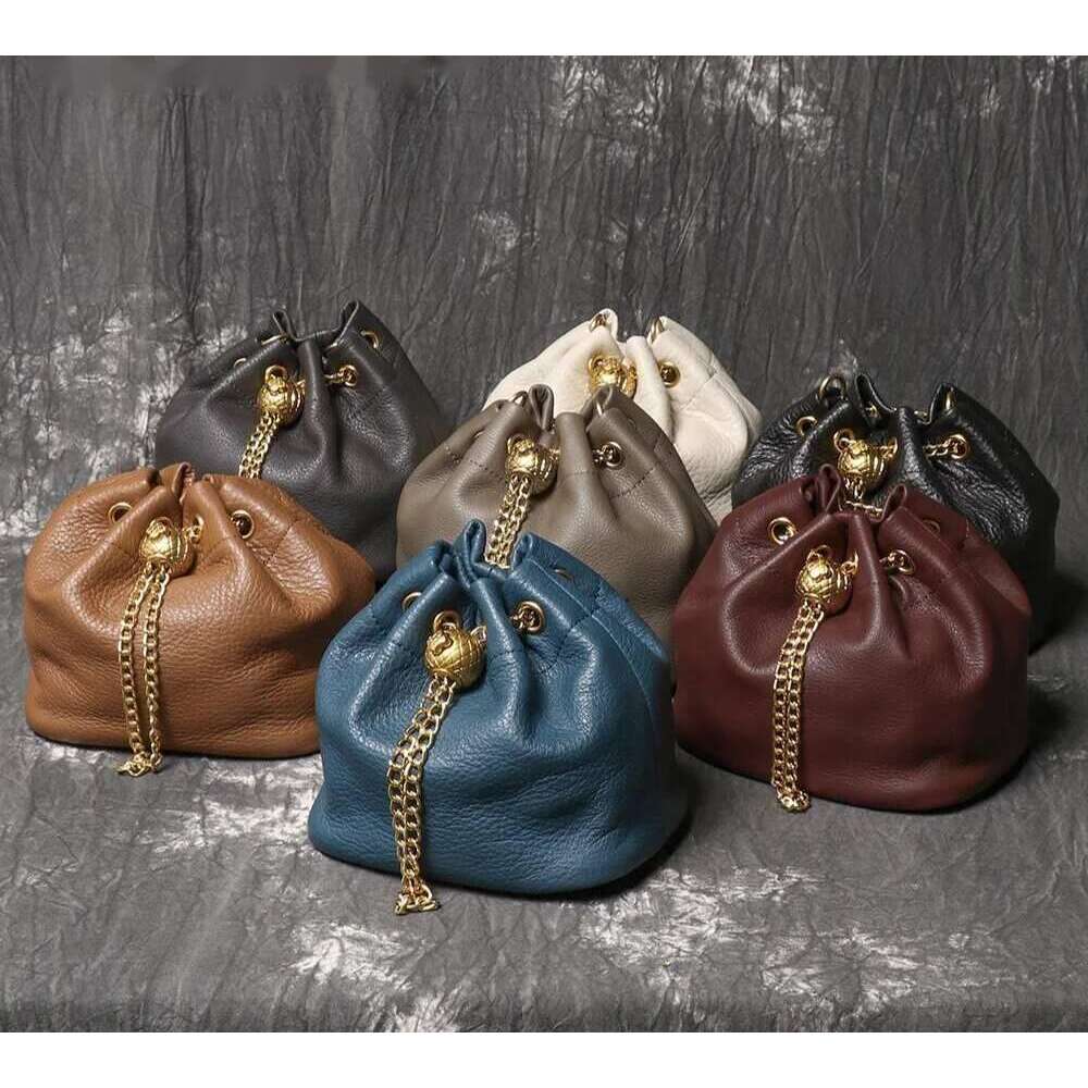 Designer Bags New Metal Drawstring Versatile Women's Handbag Genuine Leather Chain Crossbody Vintage Bucket Mobile Phone Bag Luxury Bag