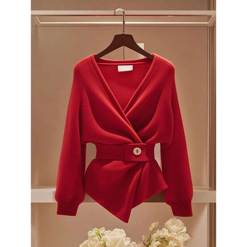 Clothing Women's French Fashion Loose Red Sweater, Unique Design, Elegant Autumn Top for Casual Wear