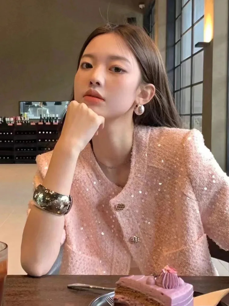 High Quality Tweed Jacket Women Sequined Short Sleeve Oneck Coats Crop Top Pocket Korean Fashion Outerwear Streetwear Y2k 250826