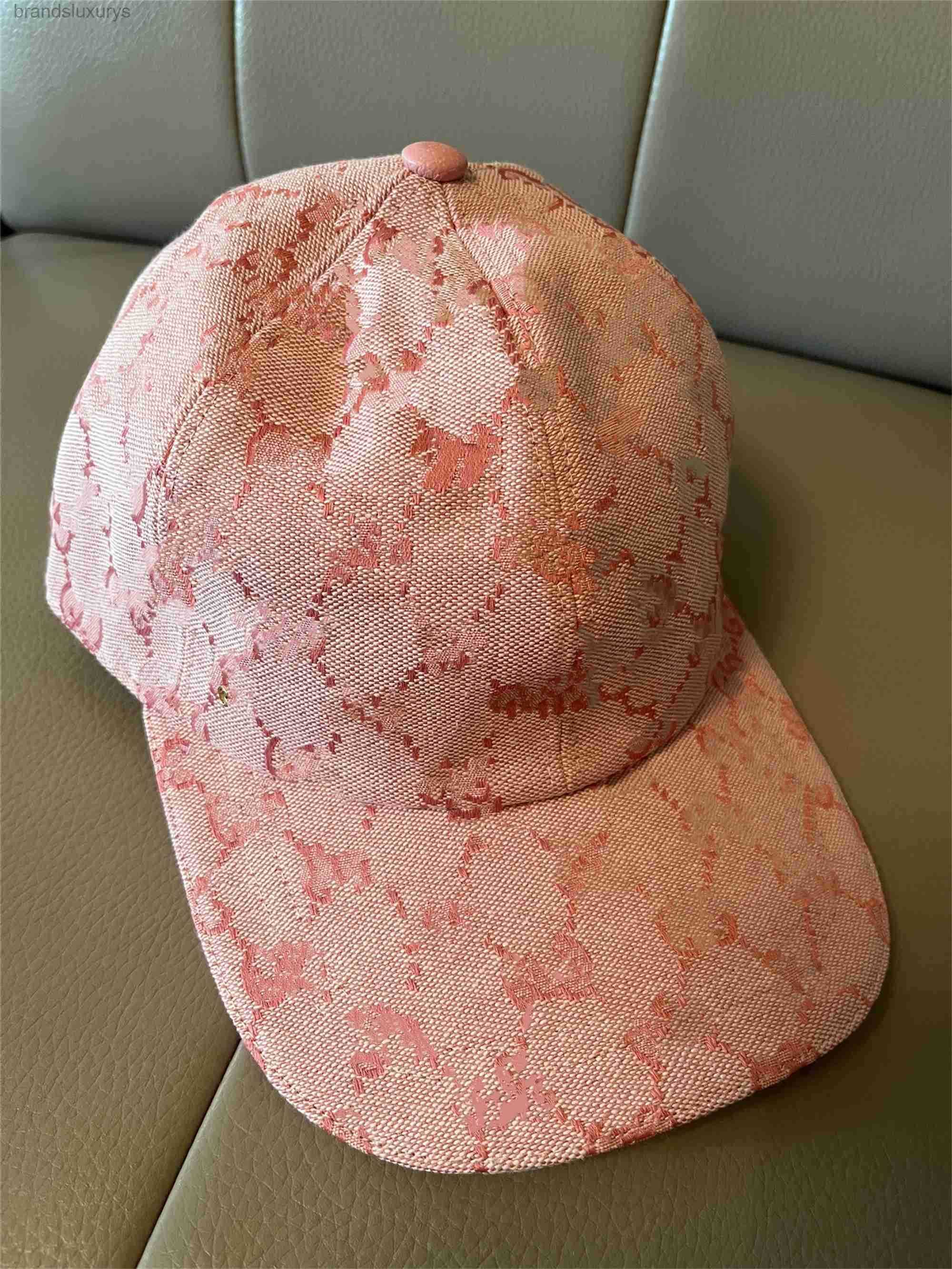 High-Quality Baseball Caps 2025 Street Fashion Hats in 9 Colors - Adjustable Sports Caps for Men and Women
