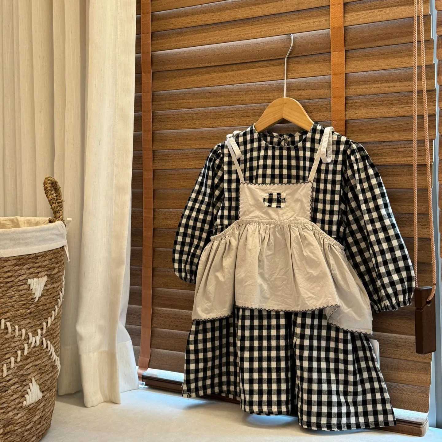 Unitim Ins Autumn Children Girls Plaid Skirts Round Neck Toddler Kids Boys Retro Striped Long Sleeve Dress Baby Girls DressXJ250826