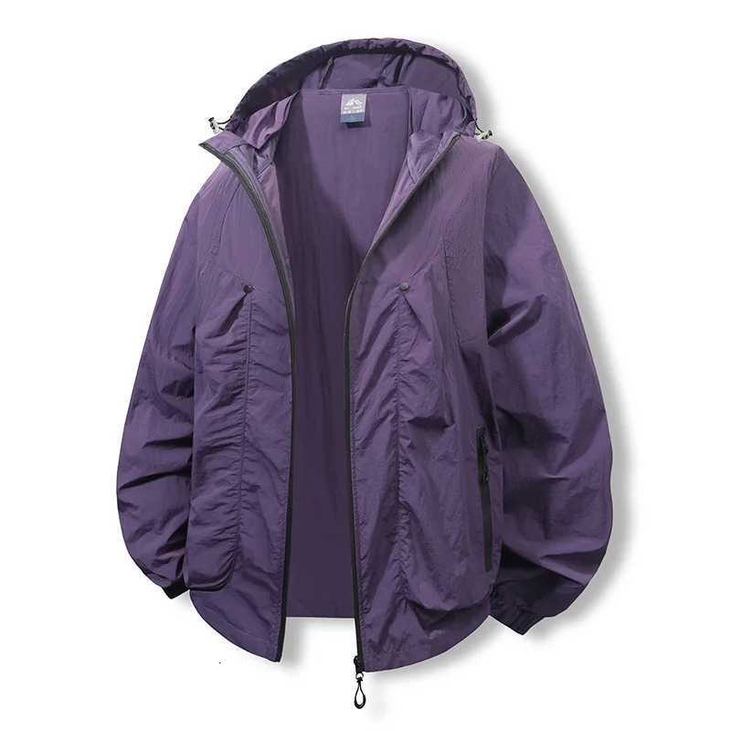 Mens Summer Sun Protection Hooded Jacket Ultrathin Breathable UV Fast Drying Ice Silk Outdoor Hiking Camping ClothingXJ250826