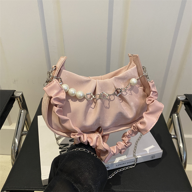 Summer Stylish Cloud Solid Color Chain Pleated Fashionable Casual New Single Shoulder Underarm Bag for Women