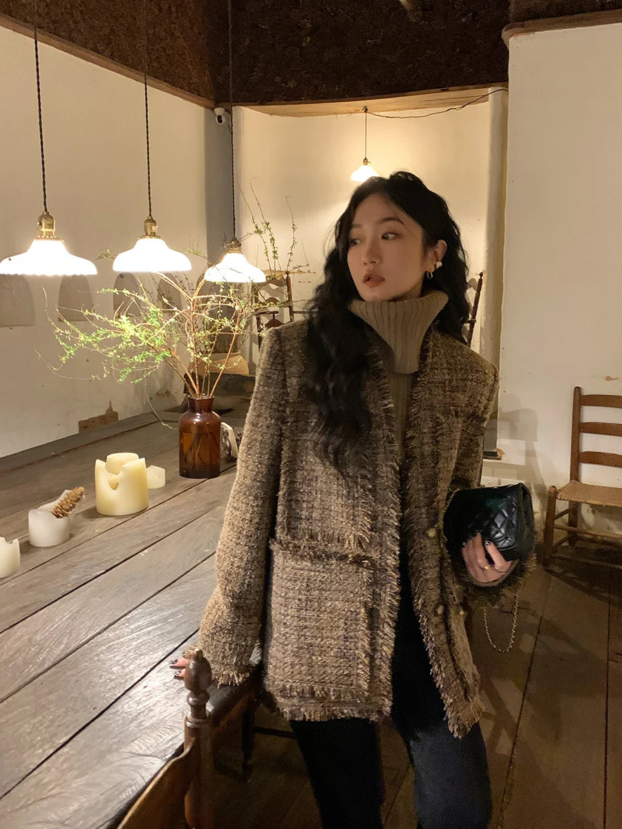 High Quality Woolen Tweed Tassel Jacket Women Fashion n Small Fragrance Long Sleeve Pockets Coat Outwears Korean 250826