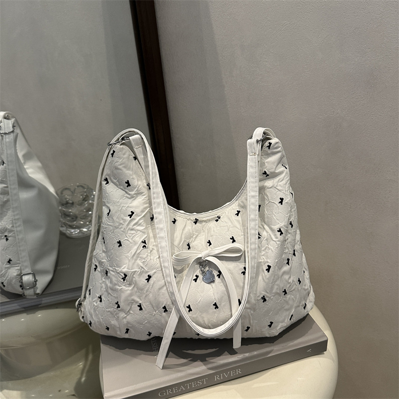 Summer Polka Dot New Korean Style Simple Casual Fashionable Commuter Women's Single Shoulder Underarm Bag