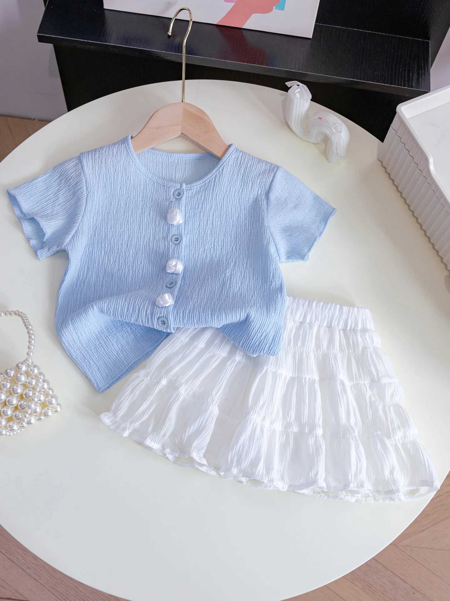 2025 Summer New Childrens Fashionable Short-Sleeved Top T-Shirt Baby Summer Fashion Half-Body Skirt Two-Piece Set XJ250815
