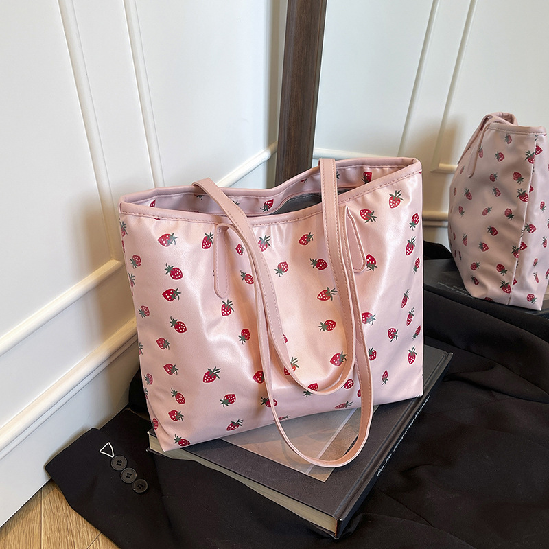 New Fresh and Sweet Floral Large Capacity Women's Fashionable Textured Trendy Personality Commuter Tote Shoulder Bag