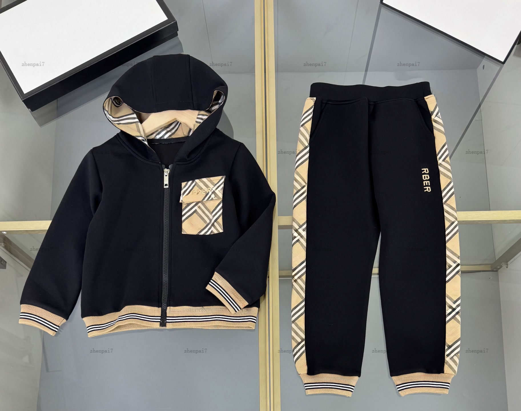 Top baby Jacket set Autumn boys girls coat suits Flip cover pocket decoration Tracksuits Kids designer Clothes jacket and pants A954X26N211-image-1072634479