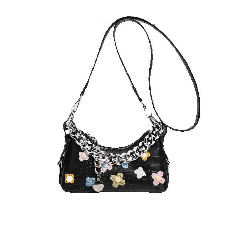 Free Shipping 2025 New Designer Bag Official Authentic Trendy Floral Baguette Bag High-quality Texture Niche Underarm Crossbody Bag High Quality Sho