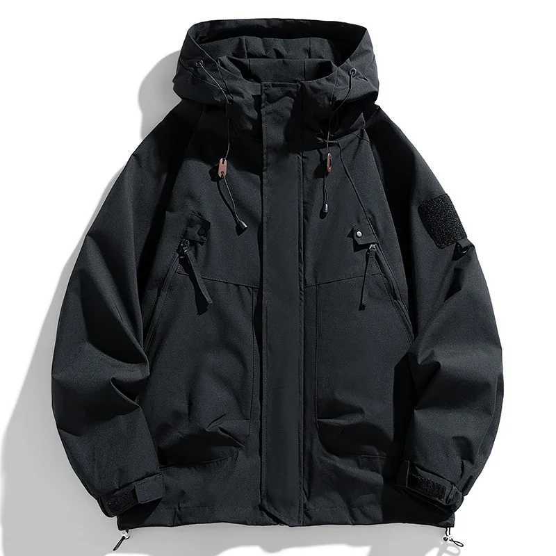 Outdoor Mens Jacket Hooded Zipper Windbreakers Cargo Coat Windproof Bomber Camping Loose Thin Softshell Hooded Hiking JacketXJ250826