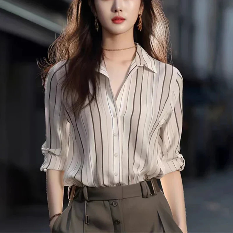 Stripe Women Shirt Vintage Blouse 2024 Fashion Spring Autumn Womens Tops Casual Female Clothing Loose Elegant Shirts for Women250825