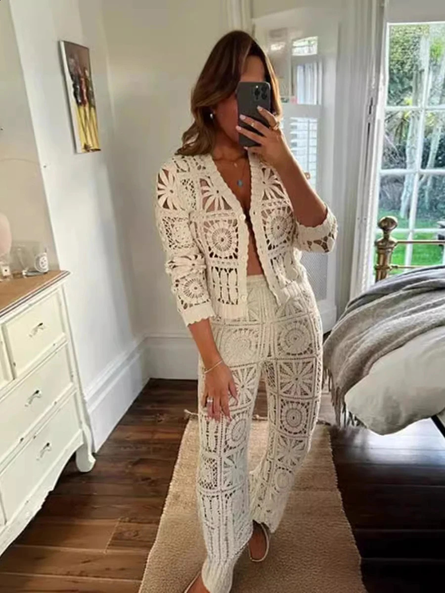 Hollow Out Crochet Holiday 2 Piece Set Women Vneck Single Breasted Long Sleeve Crop Top Summer Casual Fashion Straight Pant 250826