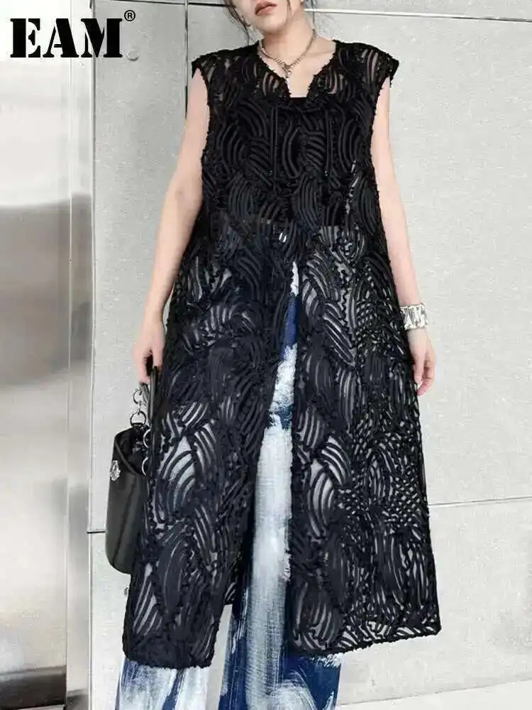 EAM Women Black Lace Perspective Long Big Size Elegant Vest Vcollar Sleeveless Fashion Spring Autumn 2025 1DH5033 250823