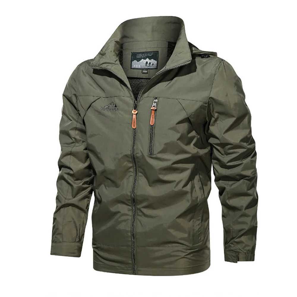 Fashion Autumn Windbreaker Jacket Men Solid Color Hooded Outdoor New In Outerwear Spring Clothing Coats Jackets For Men 5XLXJ250826