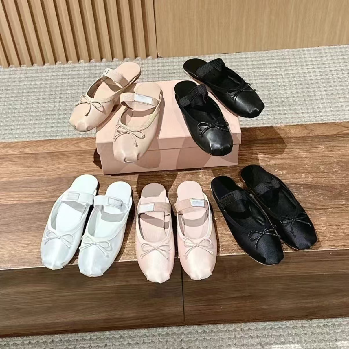 Top quality Real leather Silk Ballet mules slippers Flat sandals Slides for womens Round-toe slip on designer Vacation walking shoes Scuffs with box