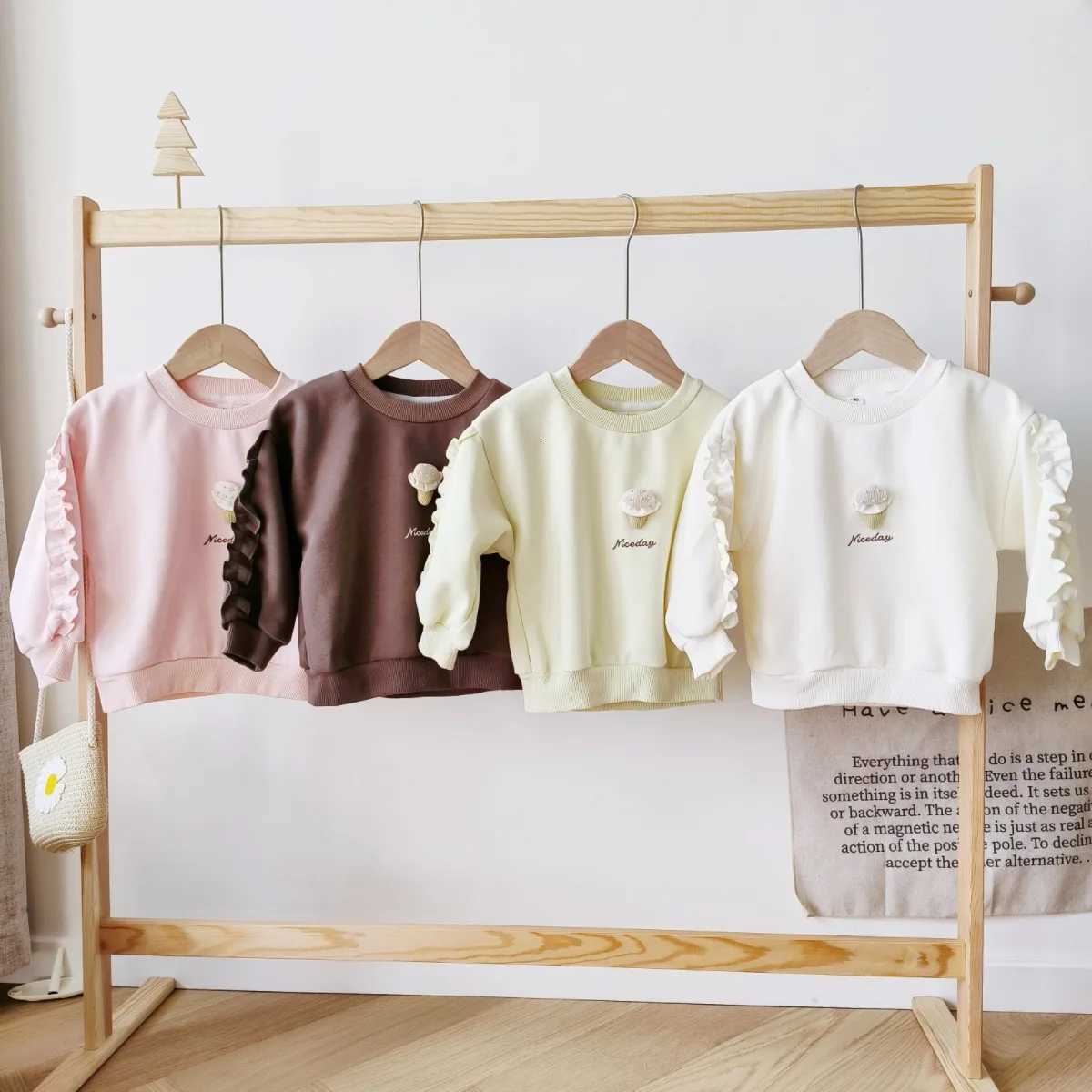 2024 SpringAutumn New Girls Long Sleeve Round Neck 3D Ice Ruffle Top Childrens Casual Sports Sweatshirt Z250826