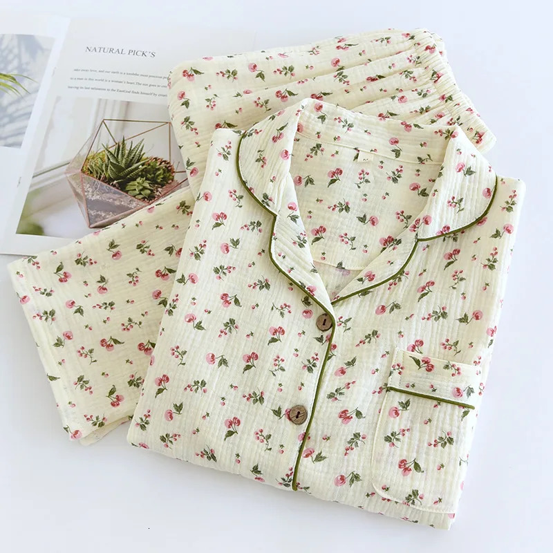 2025 Spring and Autumn Womens Pajama Set 100% Cotton Crepe Long sleeved Pants Two piece Cute and Sweet Home Fury Set Ladies250825