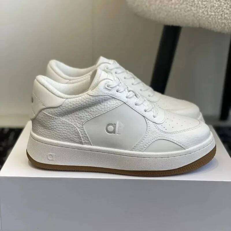 White Sneakers, Classic Black And White Running Shoes, Thick Soled Height Increasing Versatile Fashion Couple Casual Shoes