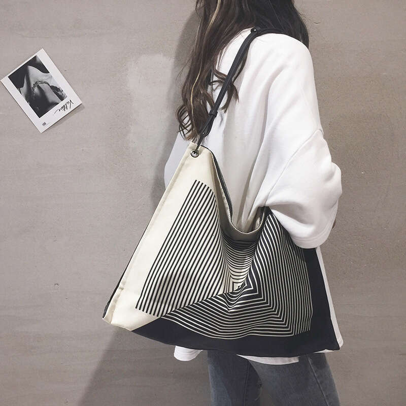 New Canvas for Women Tote 2025 Large Capacity Artistic Fashion Designer Niche Handbag Shoulder Bag
