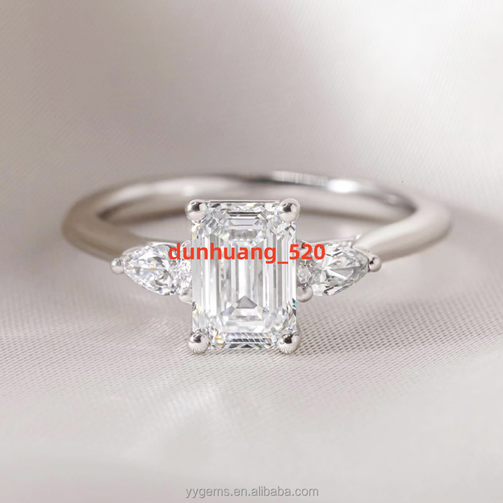 Fine Women Jewelry White Gold Plated 3CT Emerald Cut D Color Moissanite Center Diamond Designs 925 SILVER Wedding Ring