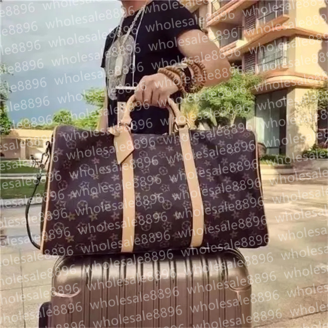 Designer bag Leather men women Duffel Bags Suitcases luggage Sport Outdoor Packs Travel bags messenger bag Totes bags Unisex handbags