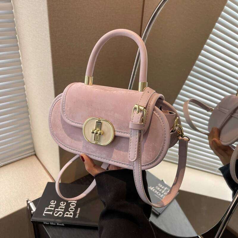 Designer Bags light luxury Retro Versatile Crossbody Simple women new winter fashionable saddle bag, versatile and high-quality single-shoulder bag