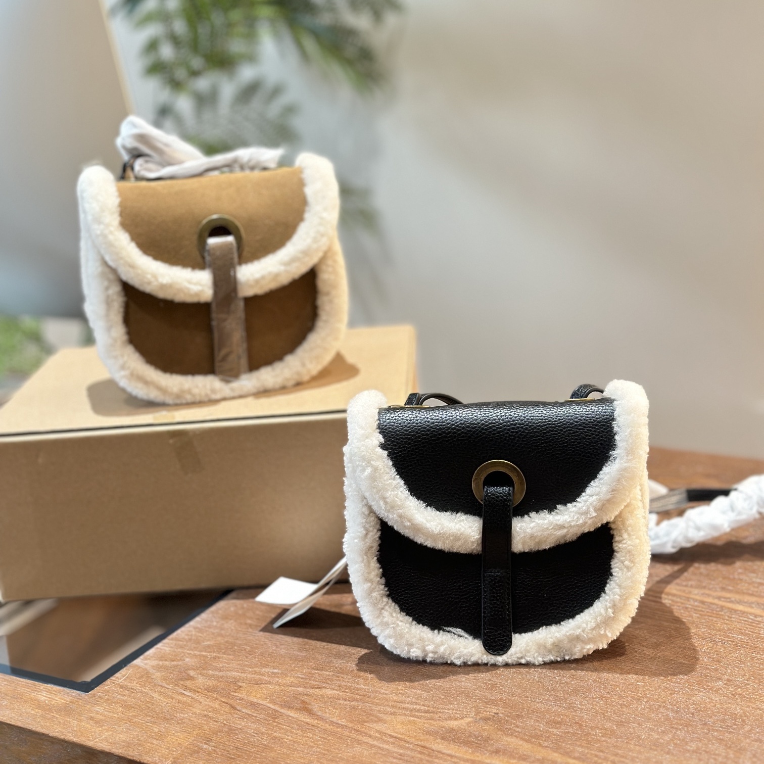 Soft Wool Suede Designer bag Vintage Shoulder bag Woman Crossbody bag Fashion Autumn Winter Warm Leather bags Luxury Wallet Elegant Mini Shopping Fl