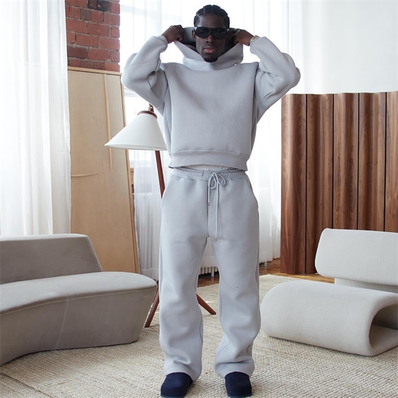 Hip-hop rock casual streetwear. Men's loose-fit Gothic solid-color sport pants set from the early 21st century. Trendy punk style. Ginza trend.