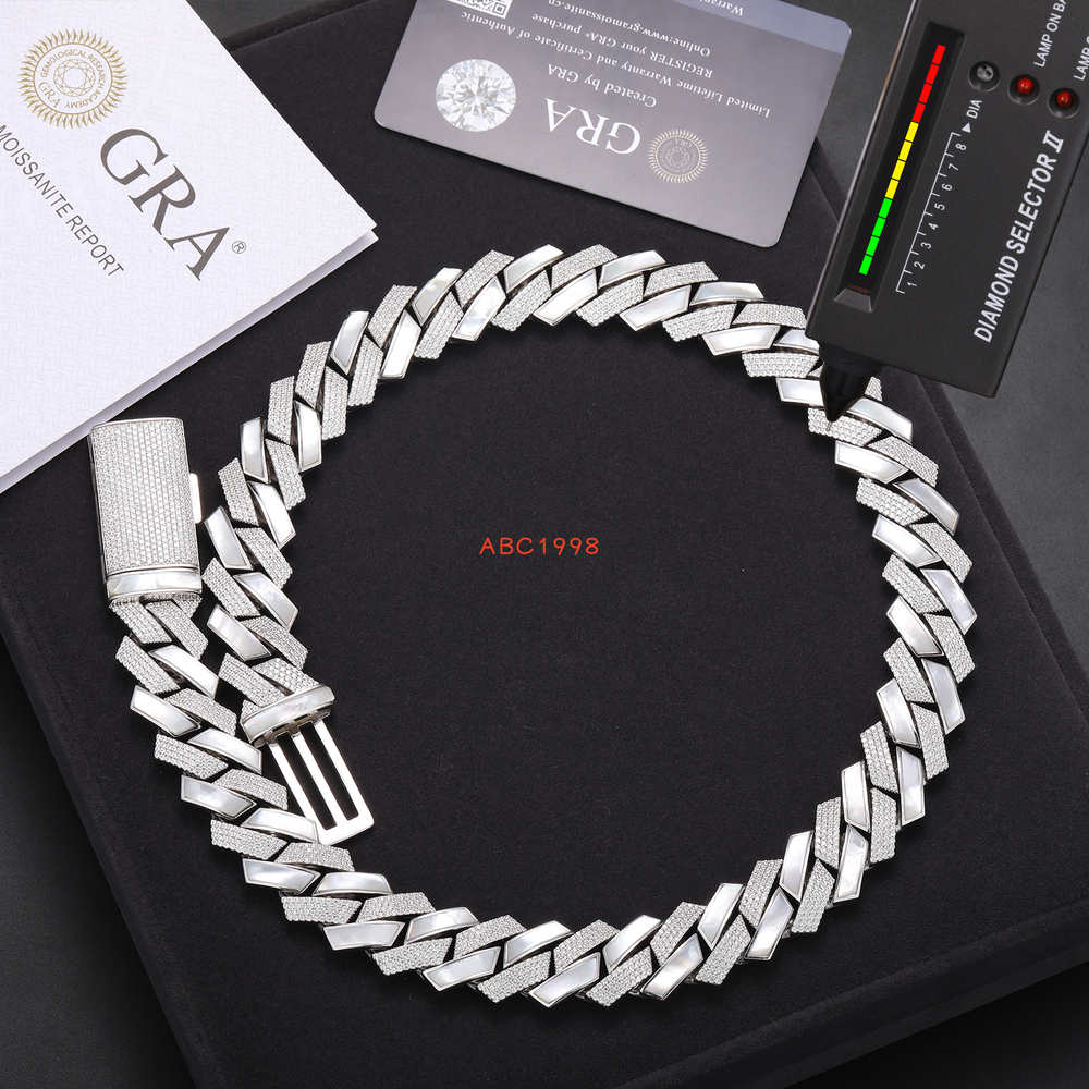 18mm Handmade Setting Shell Cuban Link Chain Pass Diamond Tester 925 Sterling Silver VVS Moissanite Iced Out Cuban Necklace