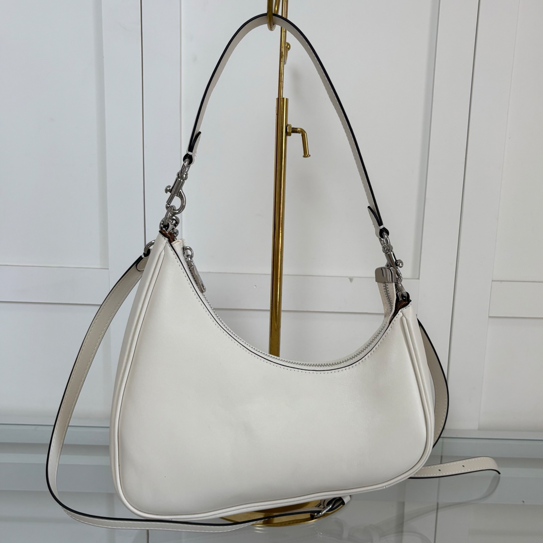 New Twisted Teri Shoulder Bag Luxury Designer Smooth Genuine Leather Handbag Fabric Lining Clutch Bag Zipper Closure Tote Bag Women Casual Shopping
