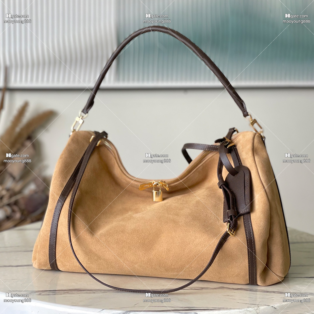 12A Upgrade Mirror Quality Designer Express Travel Bags for Men Women Calfskin Leather Shoulder Bag Luxury GM Handbags Hazelnut Brown Crossbody Purs