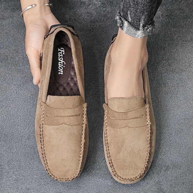 New Suede Men Casual Shoes Breathable Comfort Slip Mens Driving Shoes Fi Male Lazy Shoes Luxury Brand LoafersXJ250827