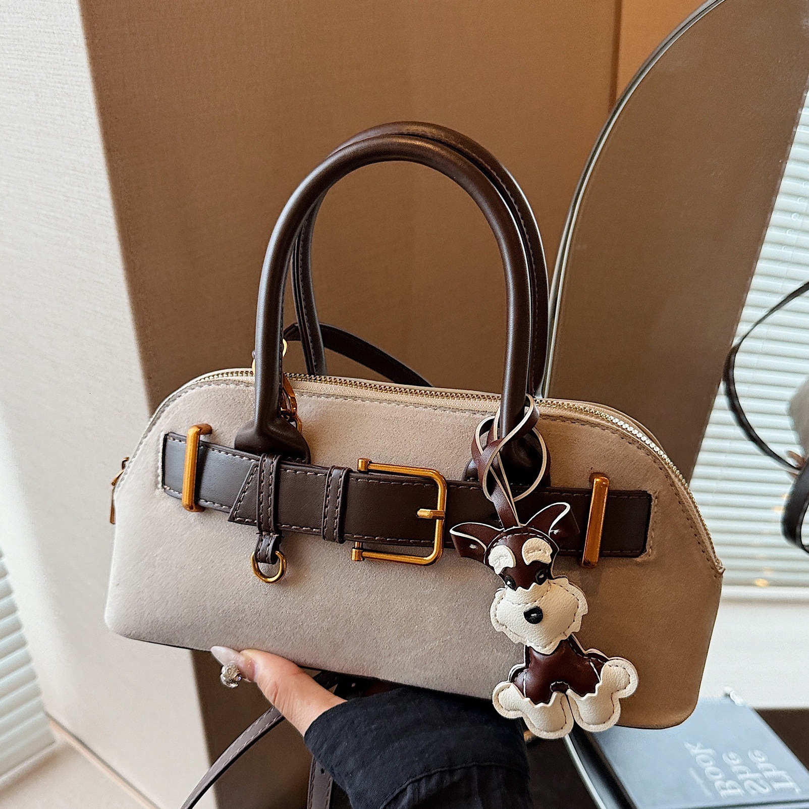 Top Brand High Quality New Style Free Delivery Designer Color-Block Matte Shell 2025 New Luxury Niche High-End Crossbody Tote New Free Delivery Desi
