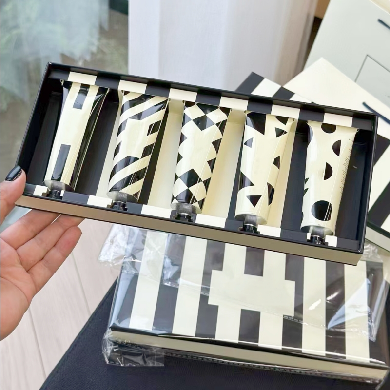 Luxuries Designer Makeup hand creams lotions hands skin care 5pcs wild set with suit box for men women all skin nourishing moisturizing beauty box g
