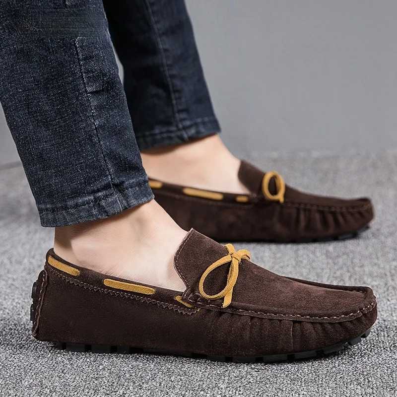 2025 Mens Moccasin Gray Brown Black Loafers Men Leather Shoes Luxury Designer Brand Fi Sneakers Flats Slip LightweightXJ250827