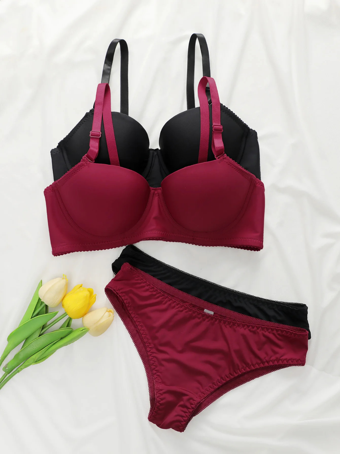 2sets Solid sous-armoirie lingerie Set Femmes Push Up Bra avec une bague en acier Fashion Femmes Sous-vêtements Panty Selon Tous les ensembles de