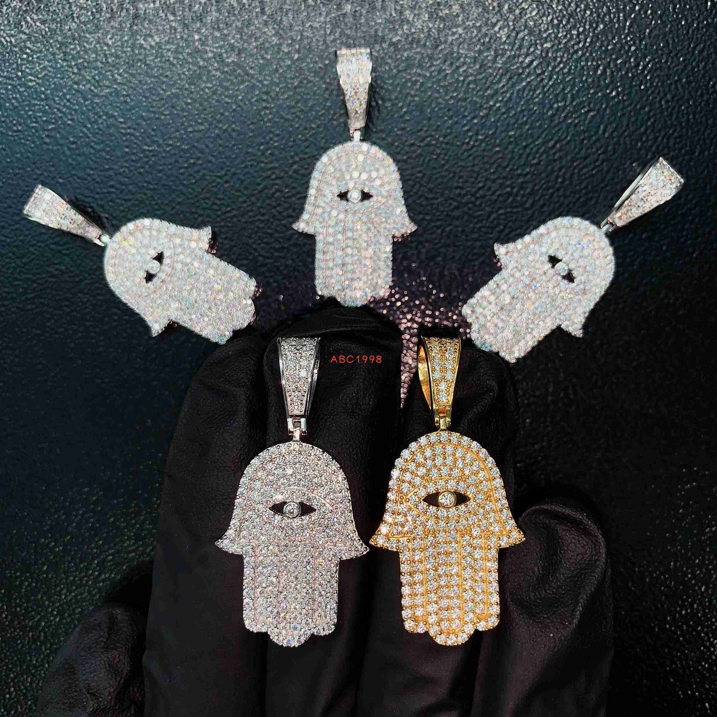 Lucky Charm Hamsa Hand Pendant Moissanite Pendants Fatima Hand Iced Out Jewelry Custom Moissanite Pendant