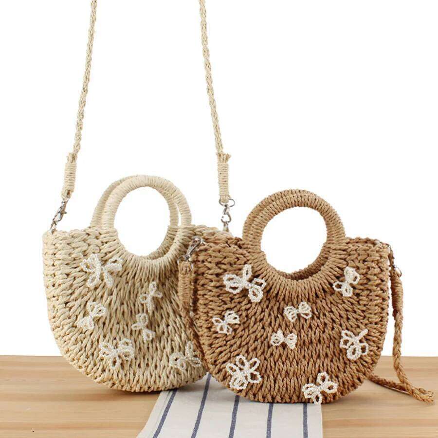 Designer Bags Handwoven Straw Rattan Half-Moon Beach Handbag Large Capacity Women Summer Hollow Out Crossbody Shoulder Bead Bow Basket Bag Luxury Ba